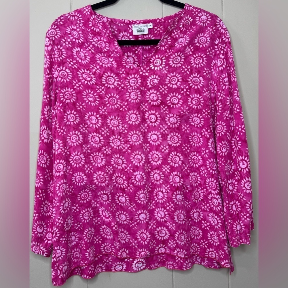 Very Vineyard Batik Print Light Rayon V-Neck Blouse Womens Medium - Picture 9 of 9